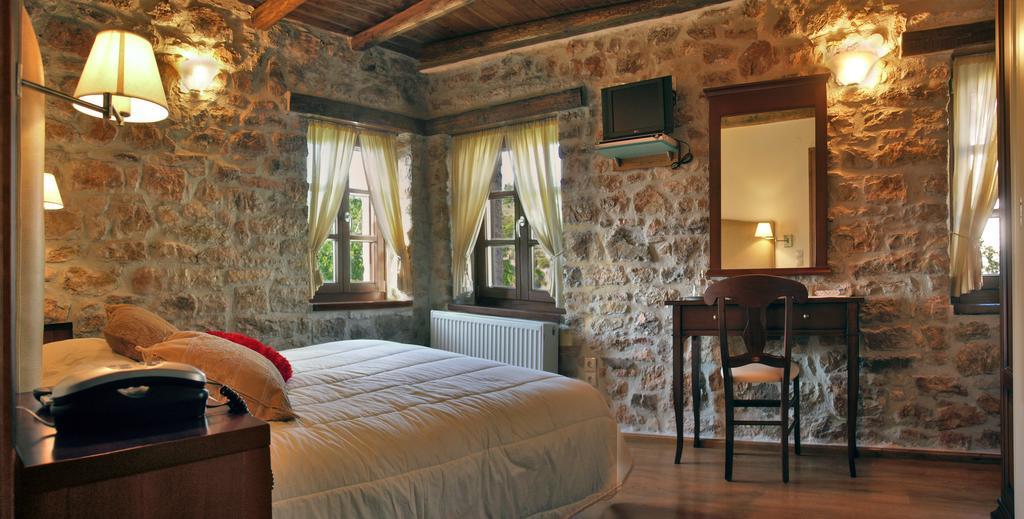 Oihalia Guesthouse Fidhákia Chambre photo