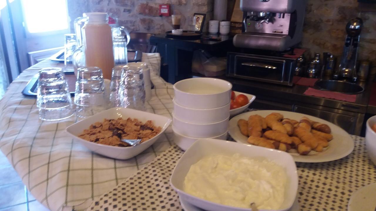 Oihalia Guesthouse Fidhákia Extérieur photo